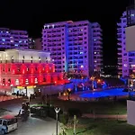 Aparthotel Caesar & *