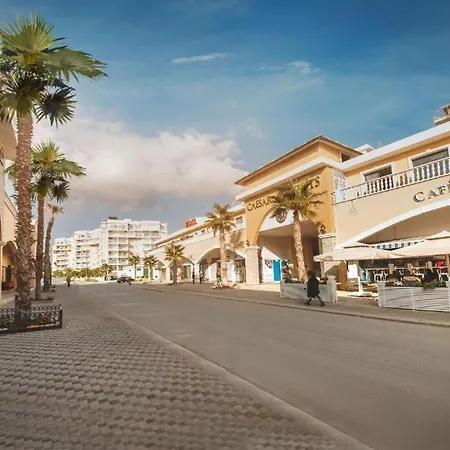 Hotel de apartamente Caesar & *